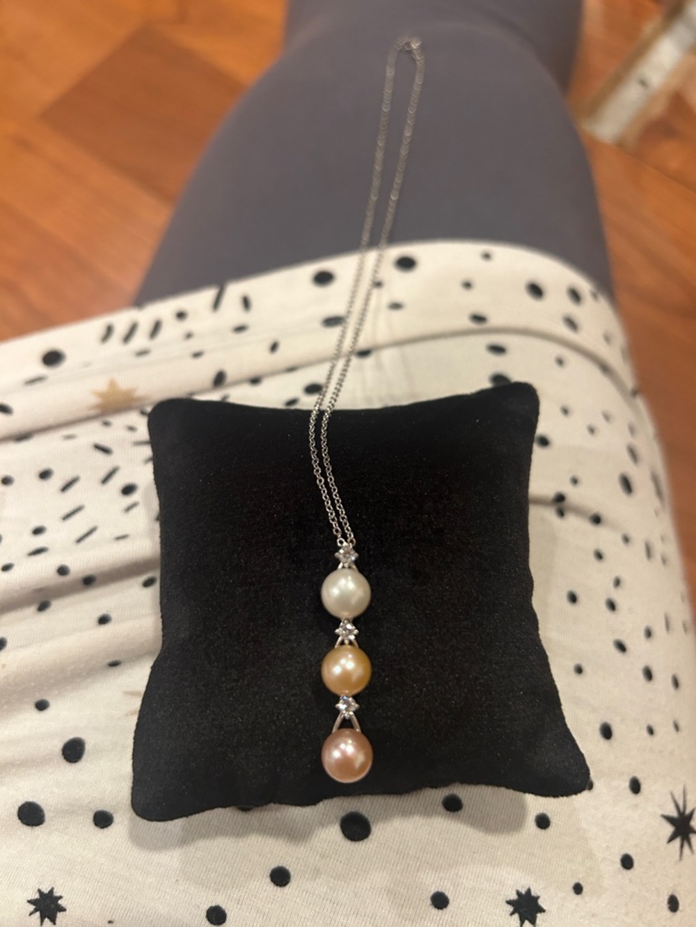 Pearl Trio Pendant Necklace in White, Gold & Pink